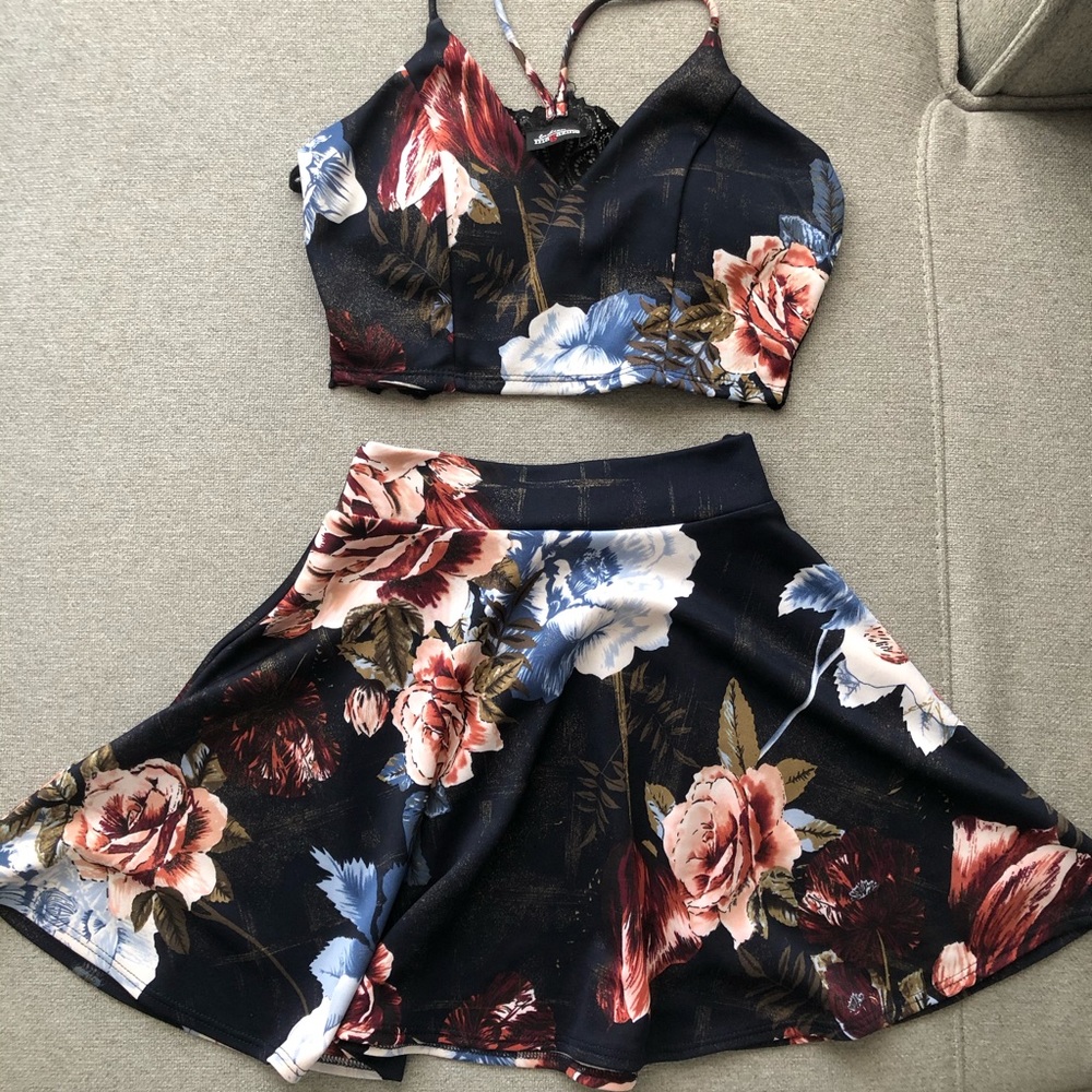 2 piece floral set